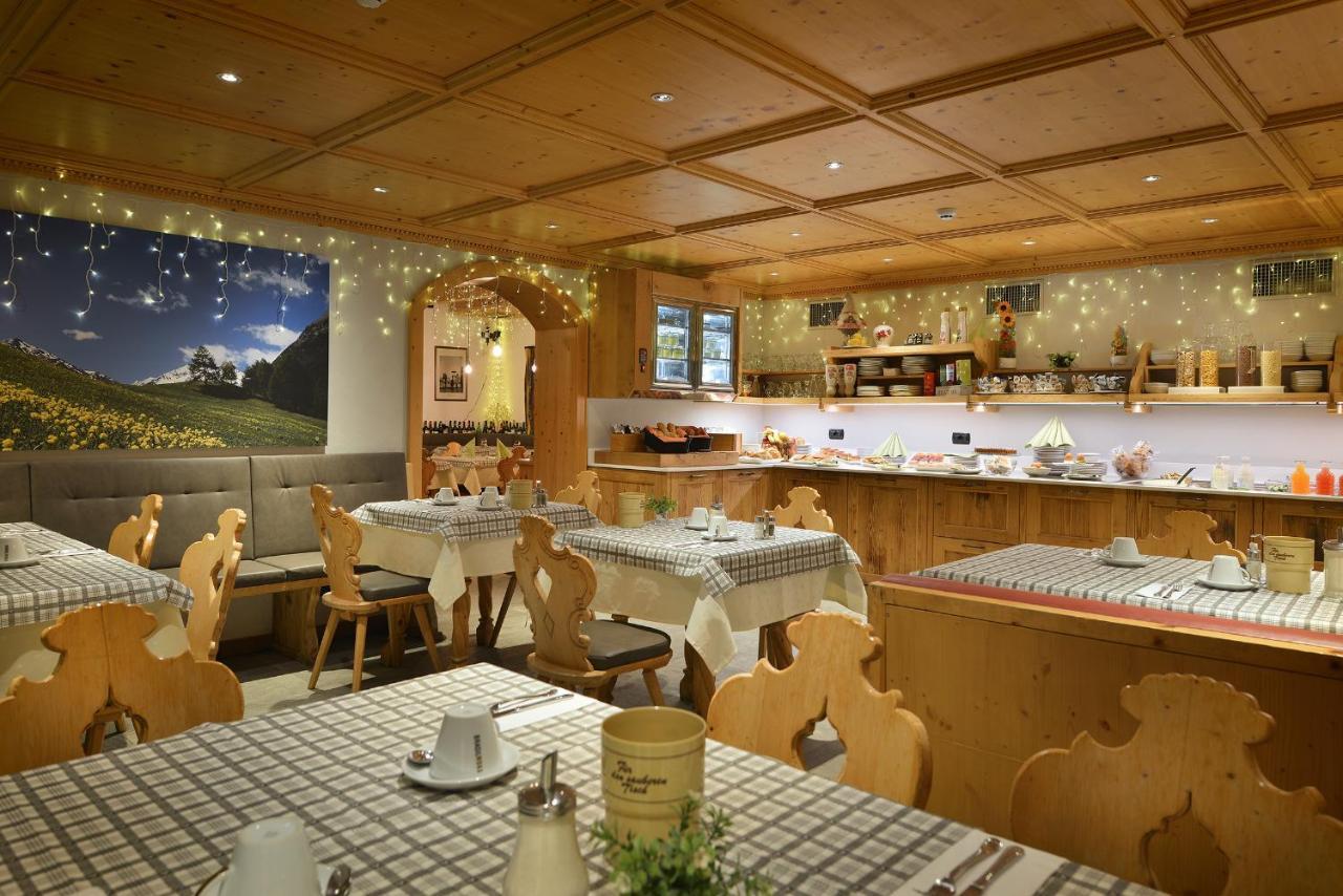 Hotel San Giovanni Livigno Buitenkant foto