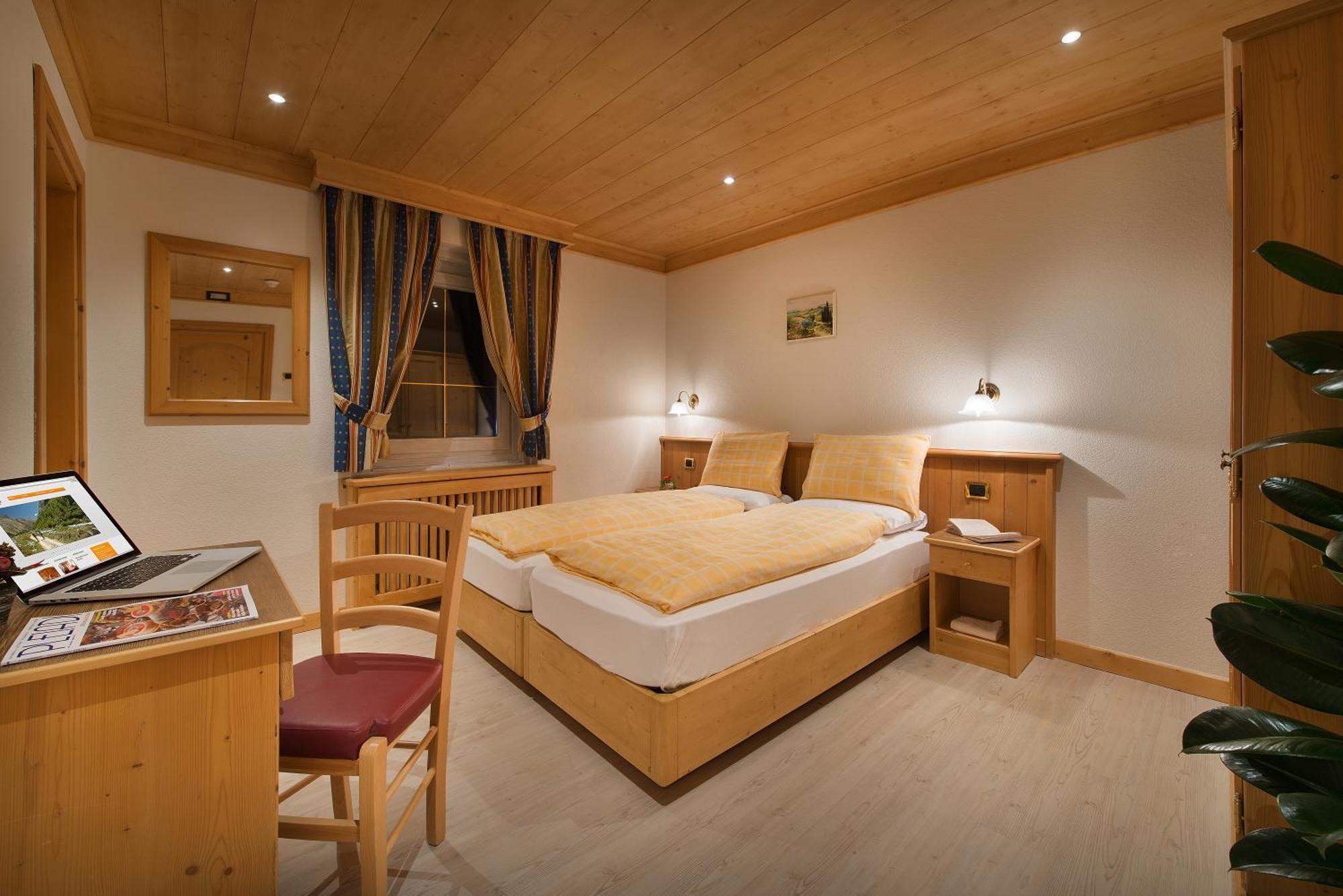Hotel San Giovanni Livigno Kamer foto